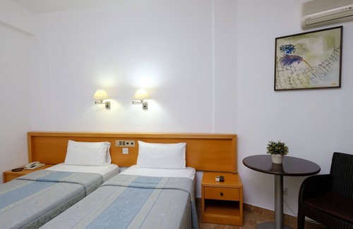 Larnaca Hotel | Flamingo Beach Hotel