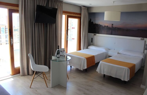 Benidorm Hotel | Flamingo Beach Resort - Adults Recommended
