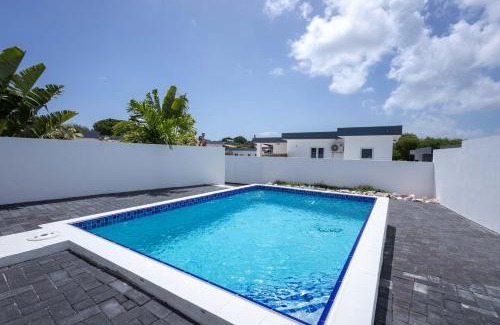Jan Thiel Casa | Flamingo Lake Resort
