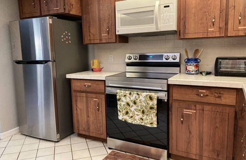 Palm Coast Casa | Flamingo 🦩 PRIVATE HEATED POOL House: Short Drive to St Augustine, Daytona Beach