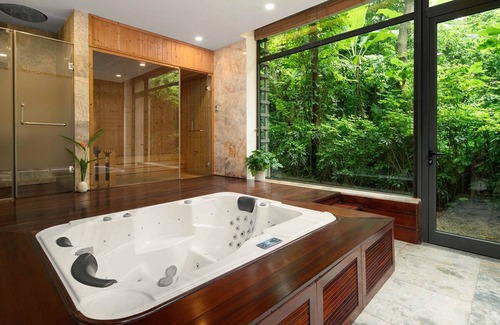 Phuc Yen Hotel | Flamingo Resort Dai Lai