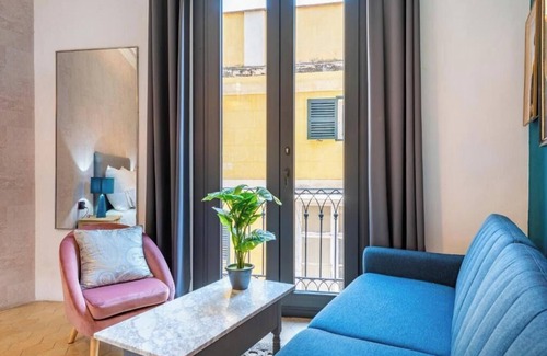 La Llotja-Born Cama Y Desayuno | FLAMINGO SUITE - DOG ADMIRAL URBAN GUEST HOUSE