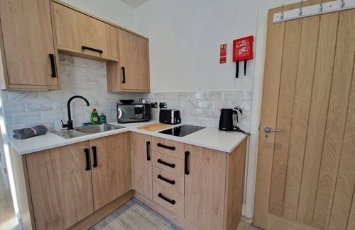 Mountain Ash Apartamento | Flat 1. Modern studio apartment