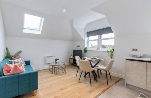 Leatherhead Apartamento | Flat 1 Saarb Apartments
