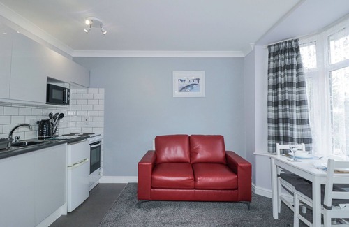 Roundham Cabaña | FLAT 1A, BIG TREE HOLIDAY FLATS, family friendly in Paignton
