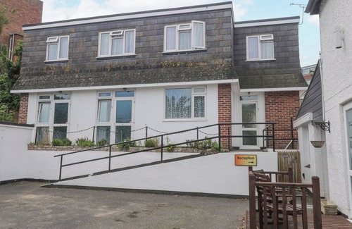 Roundham Cabaña | FLAT 1A, BIG TREE HOLIDAY FLATS, family friendly in Paignton