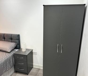 Epsom Apartamento | Flat 2 - Epsom High Street