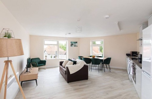 Sudbury Apartamento | Flat 2 · homely - North London Apartment Wembley