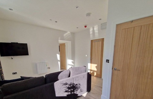 Mountain Ash Apartamento | Flat 3. Modern one bed apartment