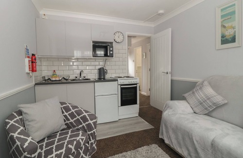 Roundham Cabaña | FLAT 4, BIG TREE HOLIDAY FLATS, family friendly in Paignton