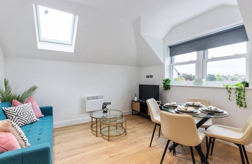 Leatherhead Apartamento | Flat 5 Saarb Apartments