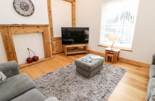 Eastgate Casa | Flat Above 27