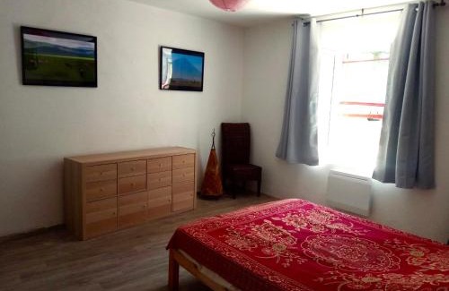 Callian Apartamento | Flat and Terrace in Callian