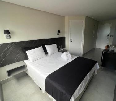 Manaira Apartamento | Flat ARPOAR Suítes Manaíra com vista para o mar