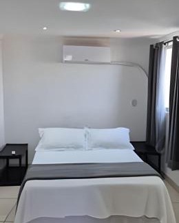 Praia do Meio Apartamento | Flat beira-mar em Natal