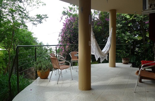 Sambaqui Casa | Piso entre el verde y el mar en Sambaqui