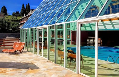 Parque Ferradura Apartamento | Flat c/Piscina Aquecida, Hidro e vista da Serra