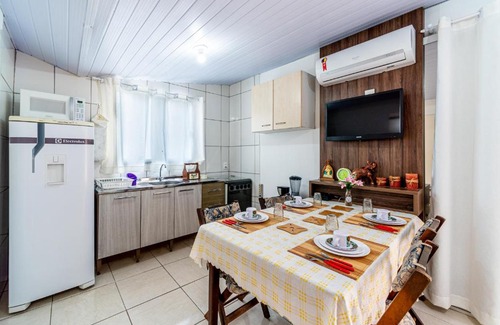 Centro Casa | FLAT COM AR COND. WI-FI TV a CABO PERTO DA PRAIA