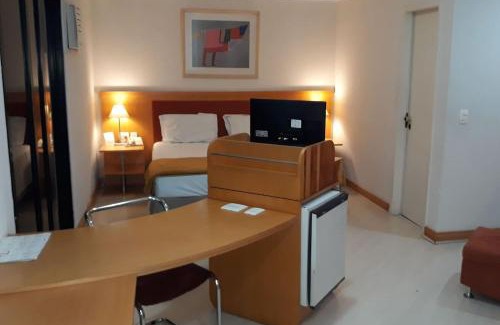 Sao Paulo Apartamento | Flat com Sacada - Região Ibirapuera próximo vários Hospitais e UNIFESP
