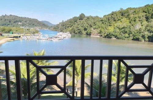 Pontal Apartamento | Flat duplex com vista para o mar