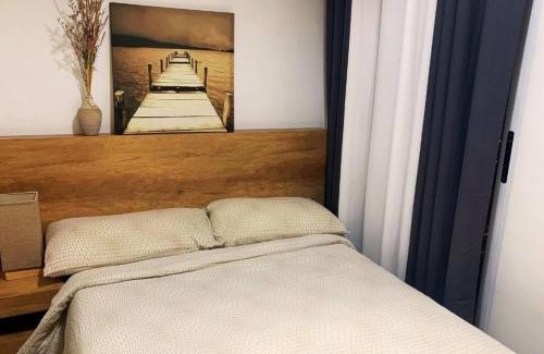 Pio del Pilar Apartamento | FLAT ESHRA - Cozy Bright 1-BR