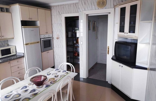 Almeria Apartamento | APARTAMENTO EXCELENTES VISTAS, WIFI, A/C ,a 15 minutos del centro ciudad