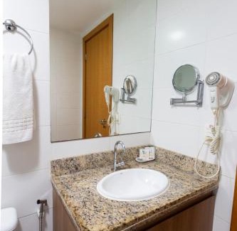 Setor Hoteleiro Norte Apartamento | Flat Executivo no Saint Moritz - Wi-Fi Rápido, Vista e ao Lado da Esplanada