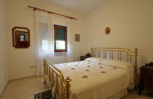 San Carlo Terme Apartamento | City / Village Apartment en Altagnana con 3 habitaciones, capacidad 5