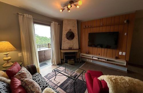 Alto do Capivari Hotel | Piso para 6 personas en Home Green Home