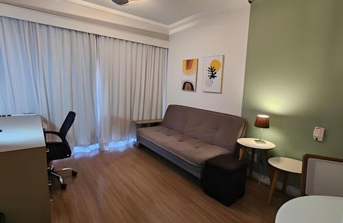 Indianopolis Apartamento | Flat Hotel The Palace com cozinha e sacada