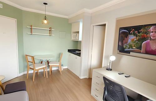 Indianopolis Apartamento | Flat Hotel The Palace com cozinha e sacada