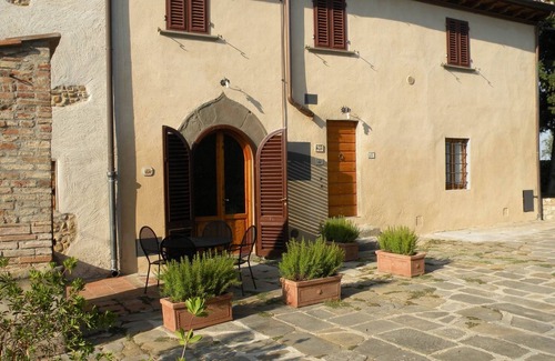Montelupo Fiorentino Apartamento | Bodega, complejo vacacional, piscina en el corazón de la Toscana. Giaggiolo