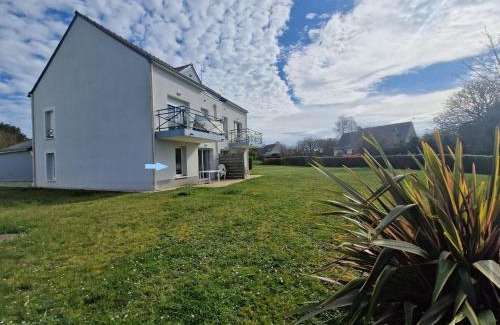 Saint-Cast-le-Guildo Apartamento | Flat in Brittany near Sandy Beach & Golf