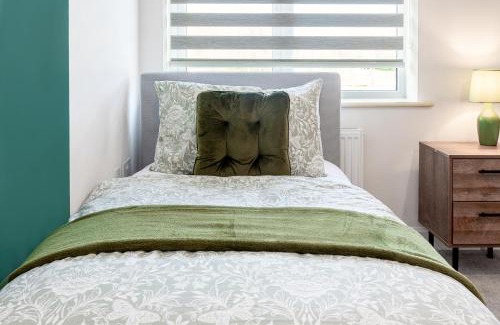 Milton Keynes Apartamento | Flat in Milton Keynes Free parking Self checkin fast wifi