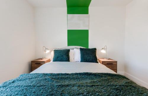 Milton Keynes Apartamento | Flat in Milton Keynes Free parking Self checkin fast wifi
