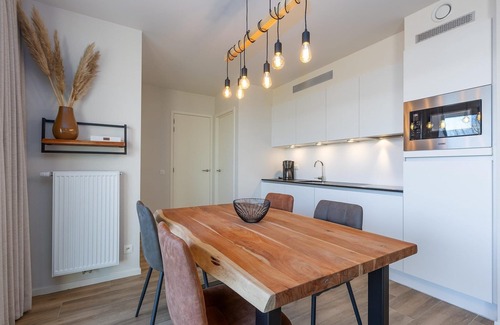 Westende Apartamento | Apartamento elegante con piscina