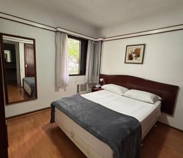Itaim Bibi Apartamento | Flat Itaim-Bibi - Excelente localização