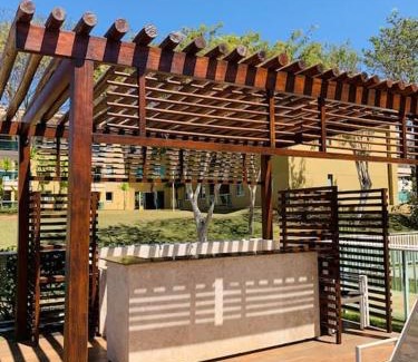 Smin Apartamento | Flat moderno e aconchegante às margens do lago