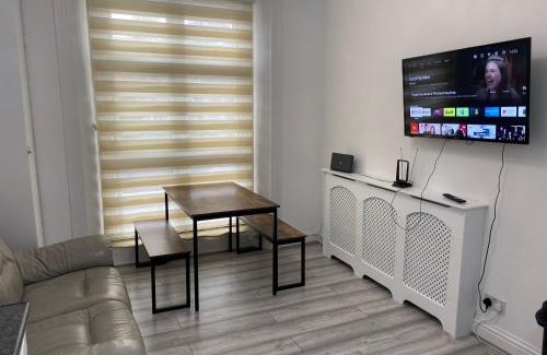 Addison Apartamento | Flat next to Westfield shopping centre