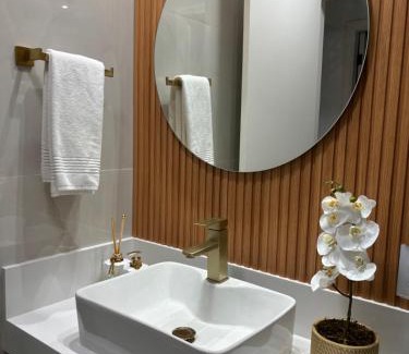 Sao Jose dos Campos Apartamento | Flat Premium -Acesso a pé ao shopping Center vale - Edifício Summit (Ar condicionado)