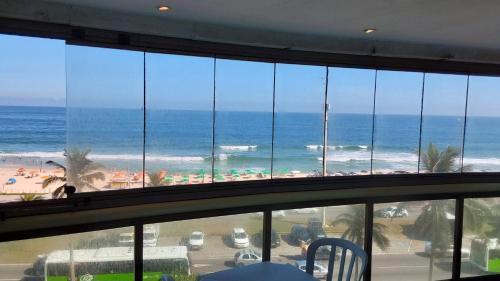 Barra da Tijuca Apartamento | Flat Residencial Praia da Barra, Piscina e Sauna - Frente Mar