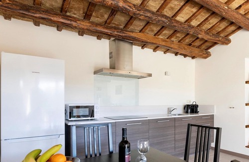 La Torre de Claramunt Casa | Apartamento Riu d'Agost con terraza ajardinada