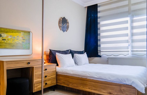 Konak Apartamento | Flat w Balcony 5 min to Metro and Coast in Izmir