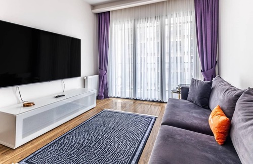 Icmeler Mahallesi Apartamento | Flat with Stunning View Balcony 4 min to Coast
