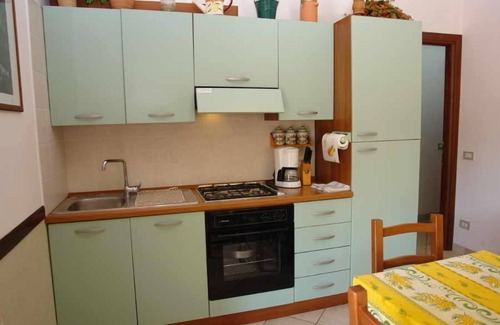 Torria Apartamento | L'Ulivo di Sempre Verde. En almazara antigua en Torria con terraza y jardín.