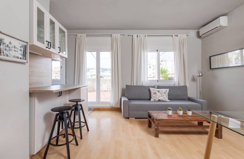 Sants-Badal Apartamento | Flateli Roger 16