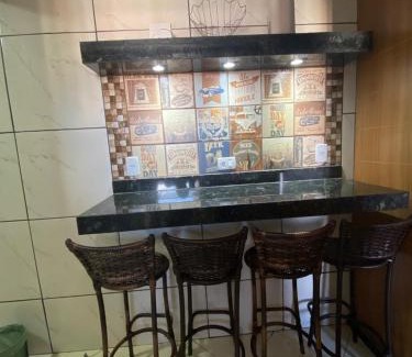 J Jeriquara Apartamento | Flats próximo ao Shopping Singapura - pode descer com bebidas para o Park Aquático 1410