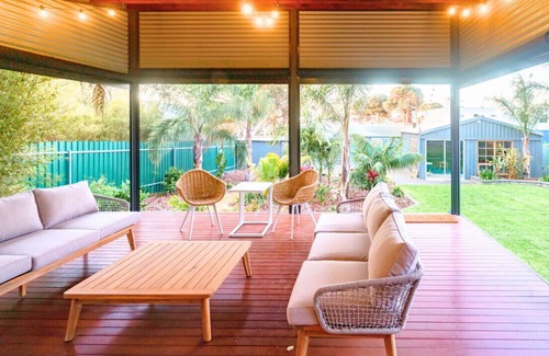 Christies Beach Casa | Flawless on Fenton Christies Beach