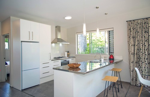 Cooks Beach Cabaña | Flaxmill Accommodation