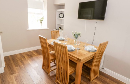 County Cavan Casa | FLAXSTON COTTAGE, family friendly in Shercock, County Cavan
